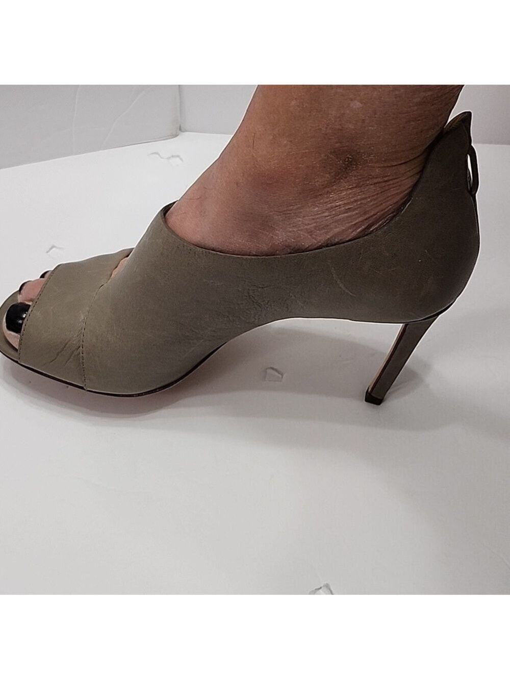 COACH HEELS SIZE 6 B - Picture 3 of 11